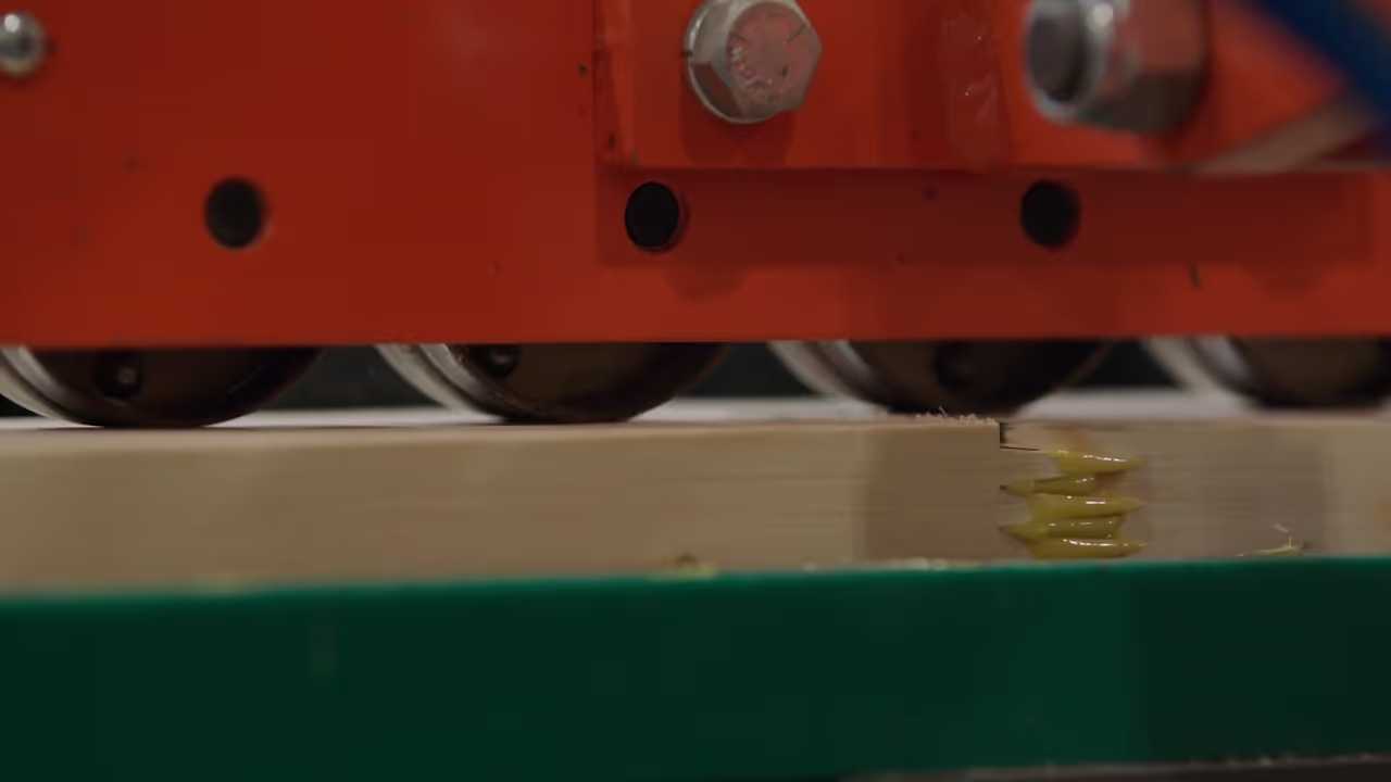 USNR « GluLam » glulam beam lines 4