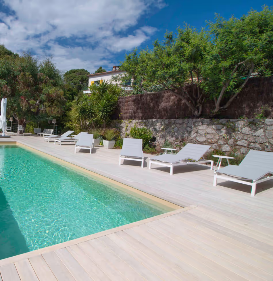 Accoya deck for the Villa Carat in Cannes