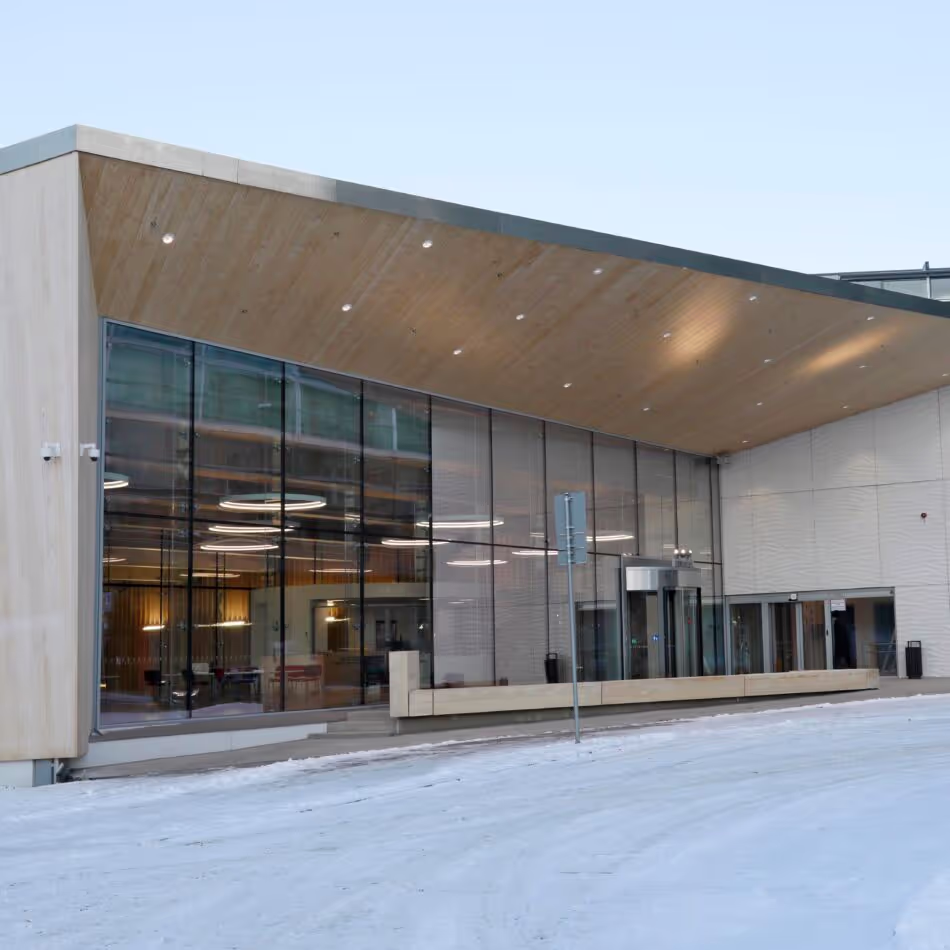 An Accoya leisure centre with pool at Matinkylä