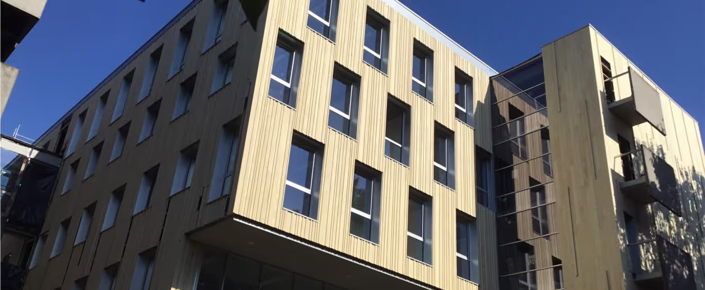 Cladding for Saint-Luc University Hospital