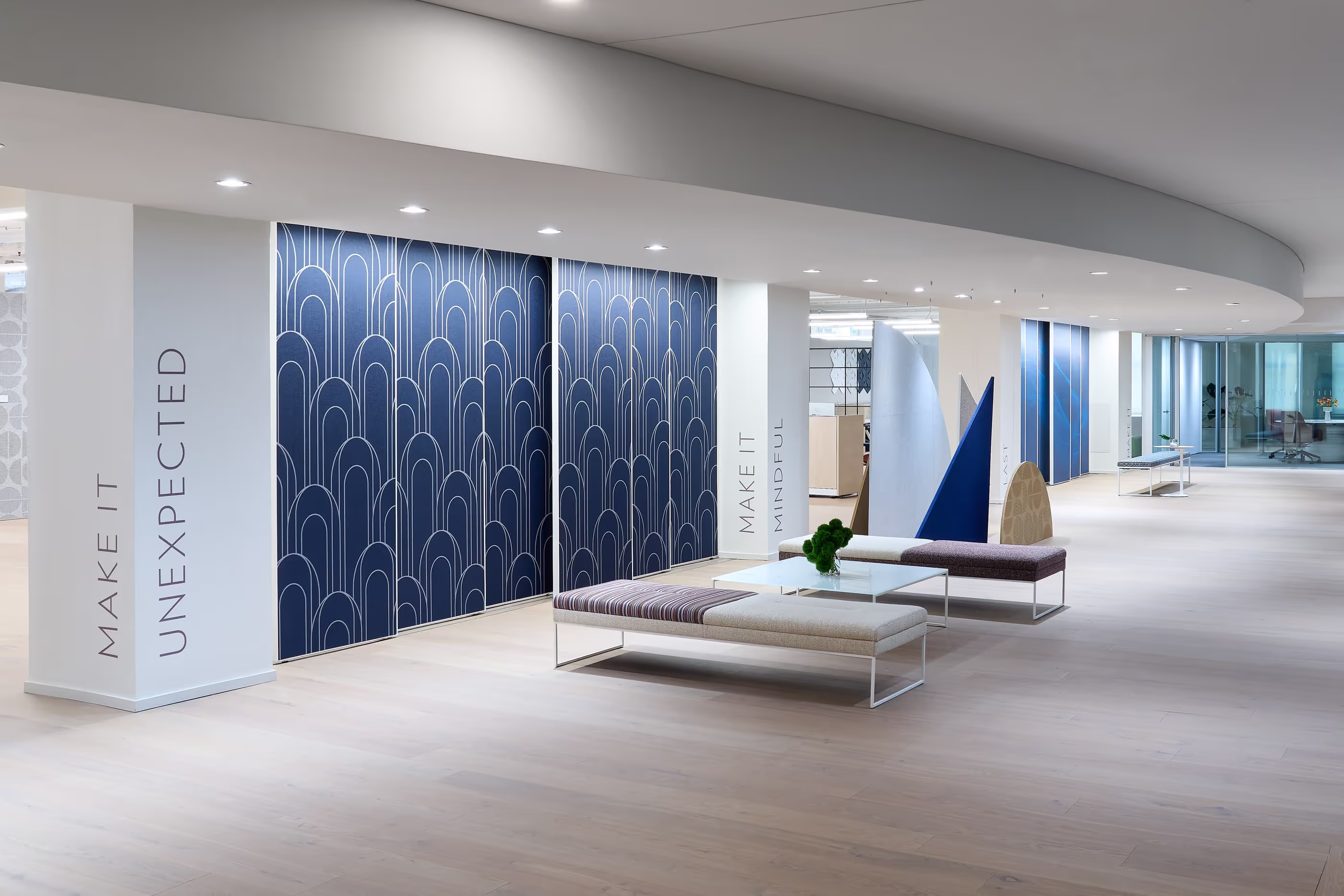 Transformation of the Momentum showroom in Chicago