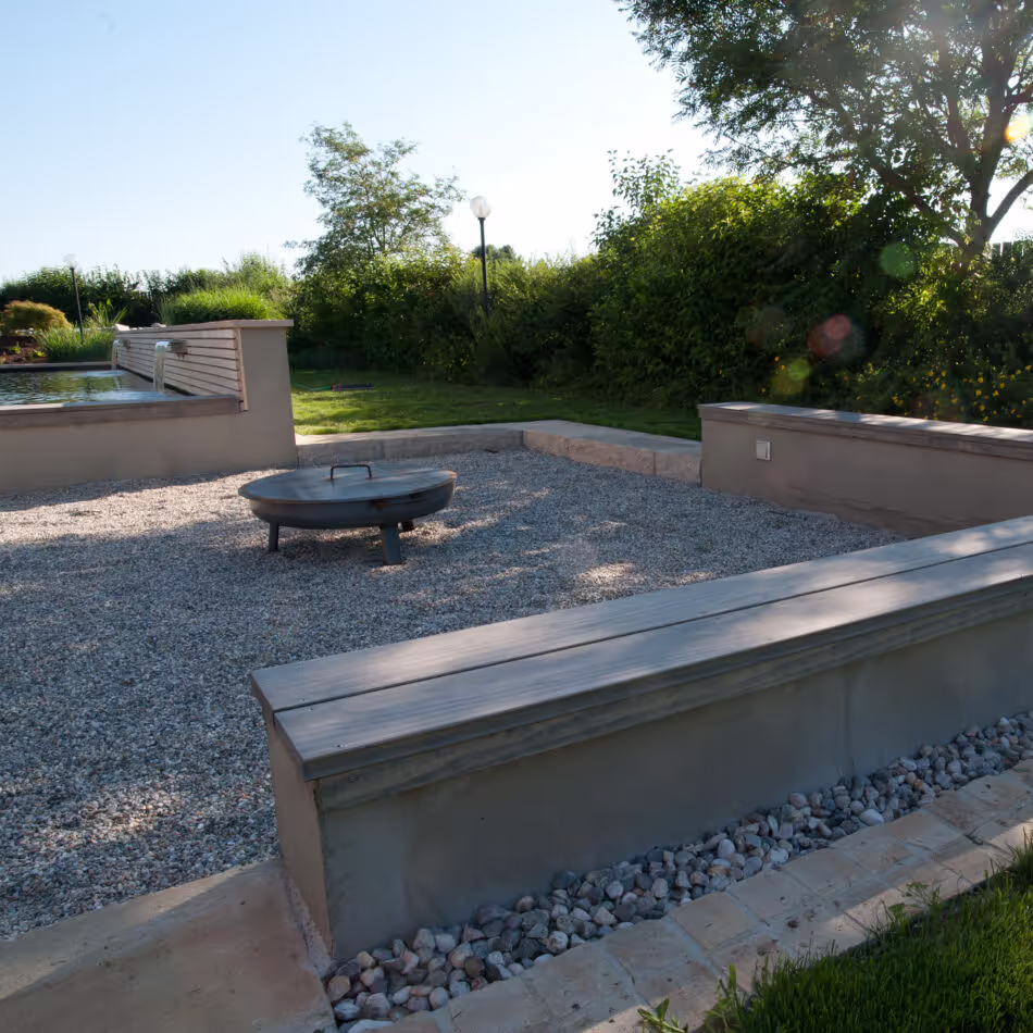 Timber deck and pool surround at Radkersburg