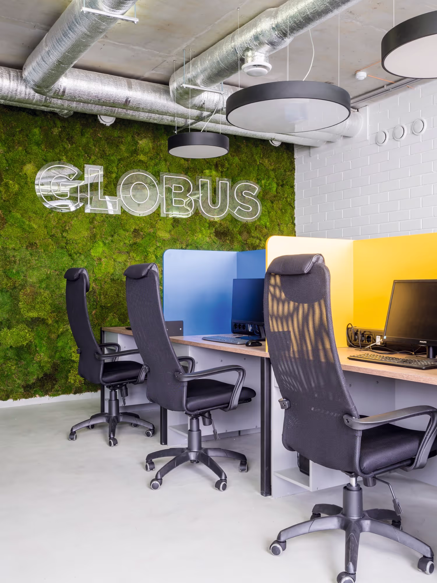 Globus offices
