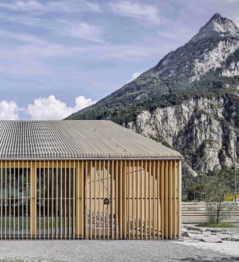 Gotthard motorway services: a masterpiece in Accoya