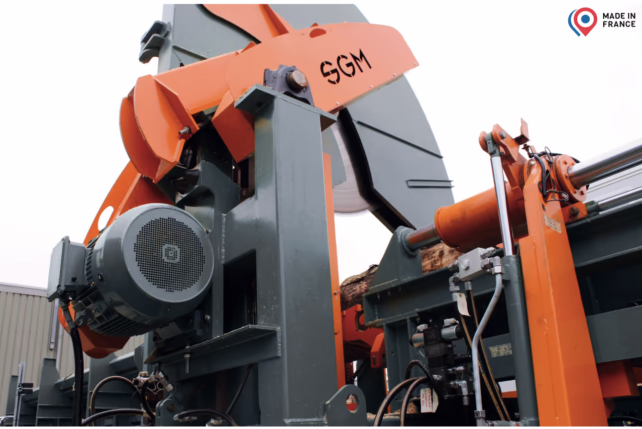 Tronçonneuse de grume à poste fixe SGM