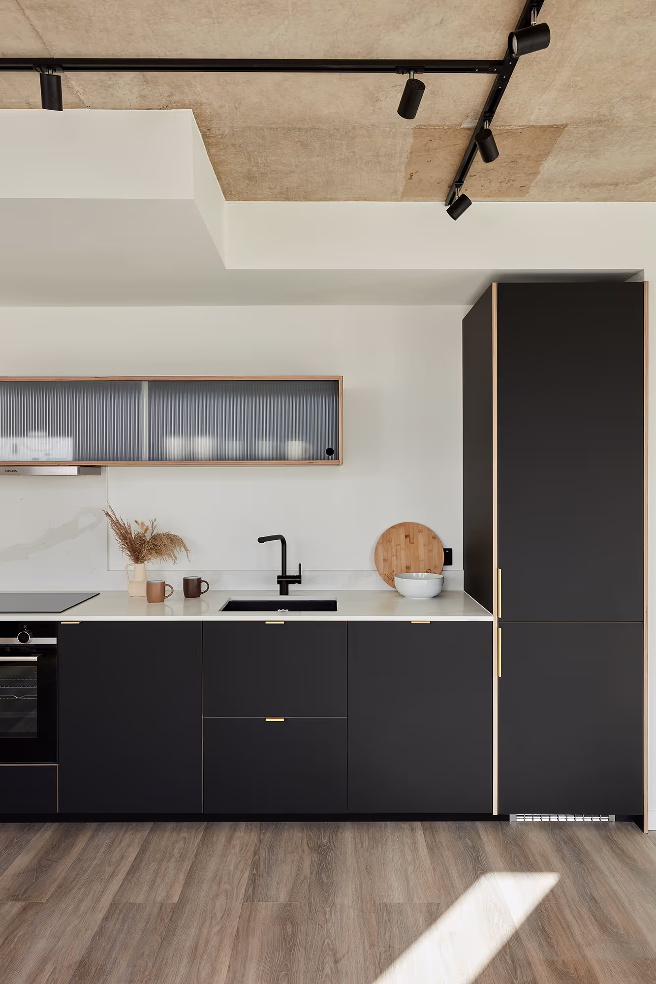 Plykea kitchens at the Cart & Horses – Stratford, London