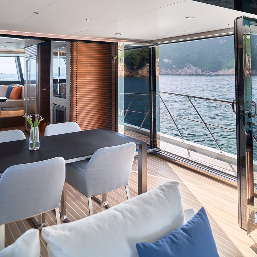 CL Yachts CLX96 – Jozeph Forakis