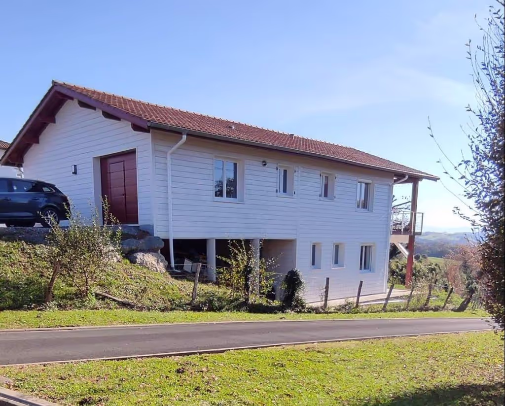 Two-storey 120 m² timber kit house – Basque Country