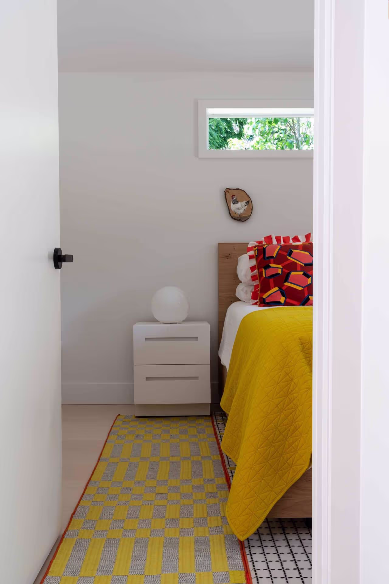 A tiny house with a strong character