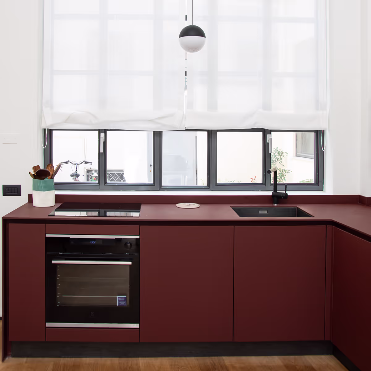 Rosso Jaipur kitchen – Nicolò Rosmarini, Milan