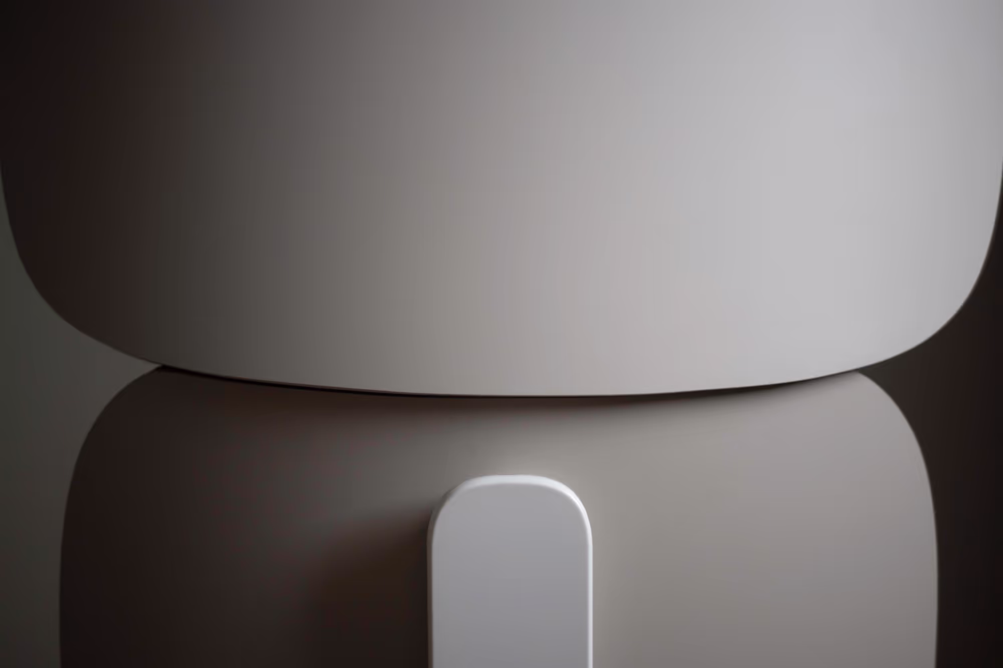 Chaise Aiora – DavidHugh