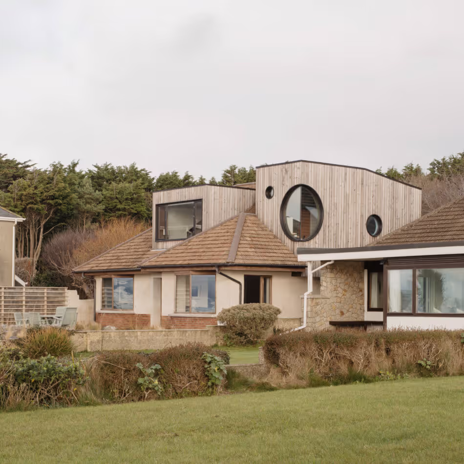 Four Winds, a house facing the sea in Ireland