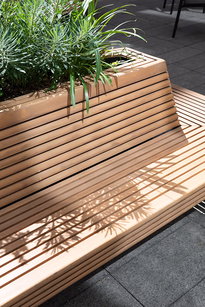 Accoya used for a bespoke landscaping project in Paris