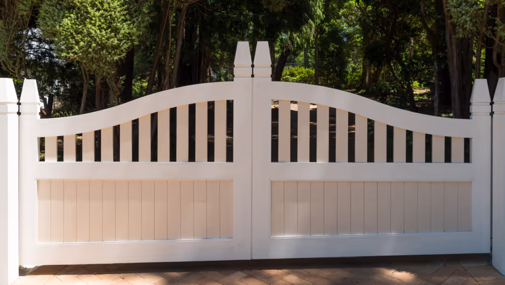 Accoya doors, windows and gates for Carinya House