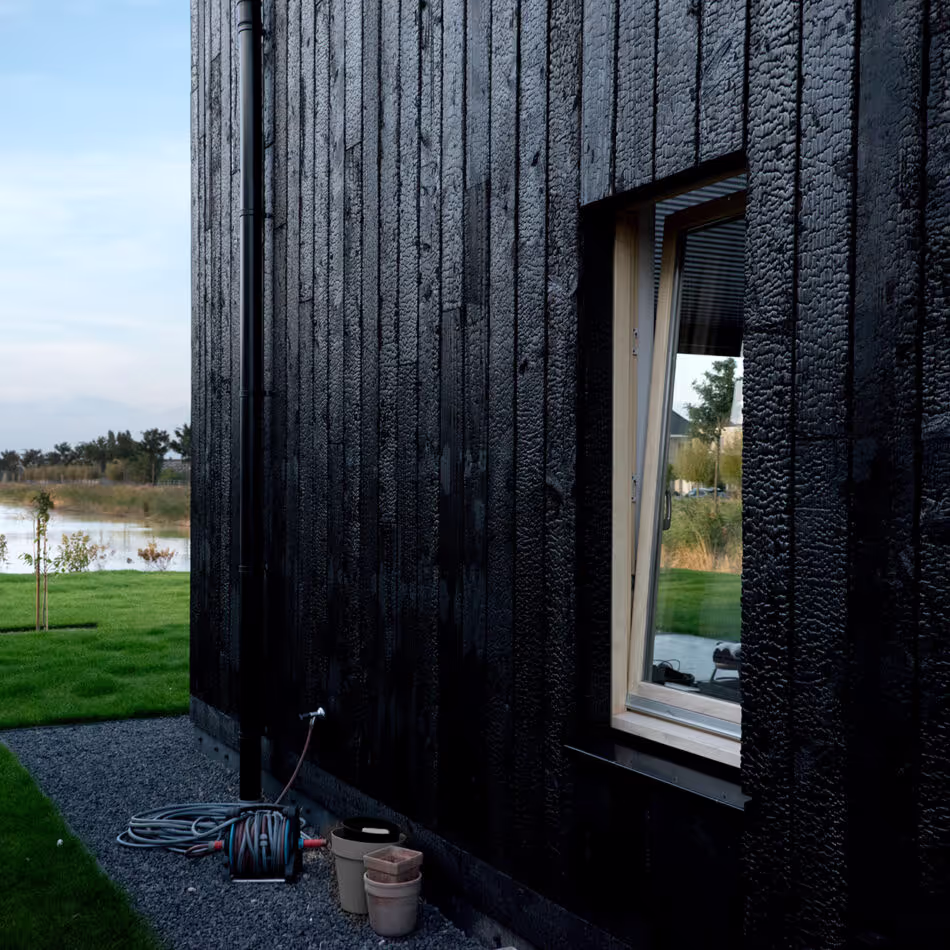 Accoya windows and an Accoya entrance