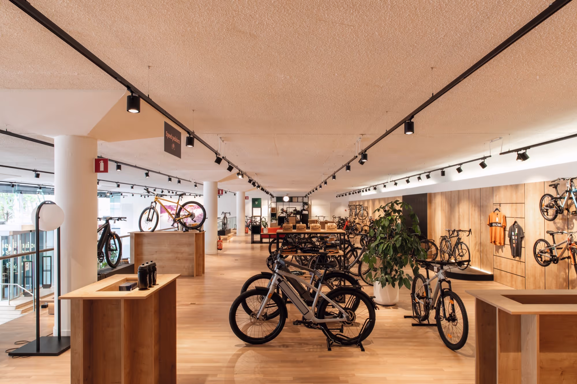 Lucien Bikestore