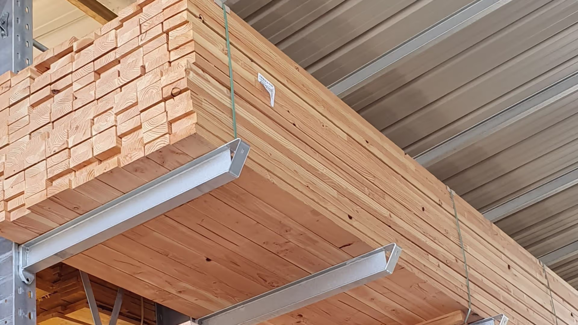 Bois bruts et rabotés CBE