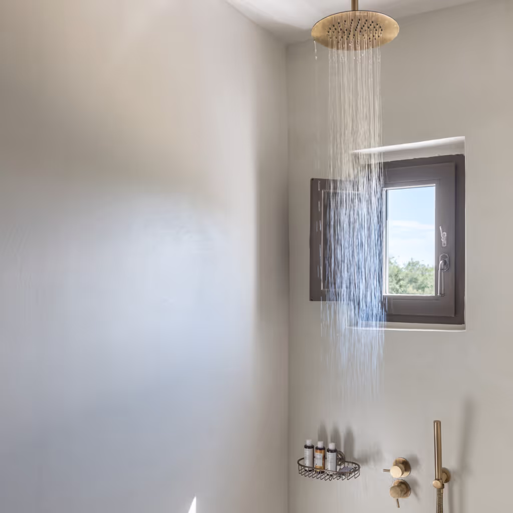 A 5-star hotel in Greece with Accoya joinery
