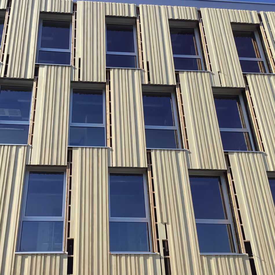 Cladding for Saint-Luc University Hospital