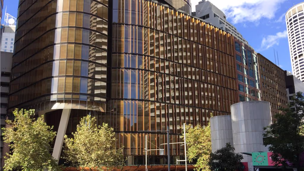Automatic Accoya blinds for the EY Centre