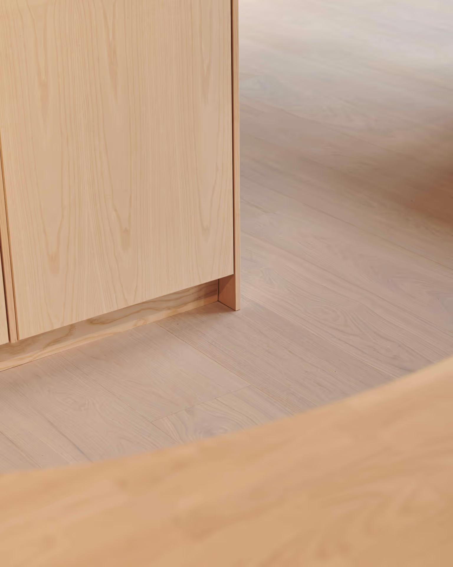 A bright, spacious and elegant kitchen showroom