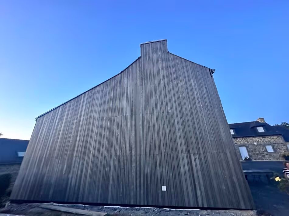 Accoya Color Grey cladding in Finistère