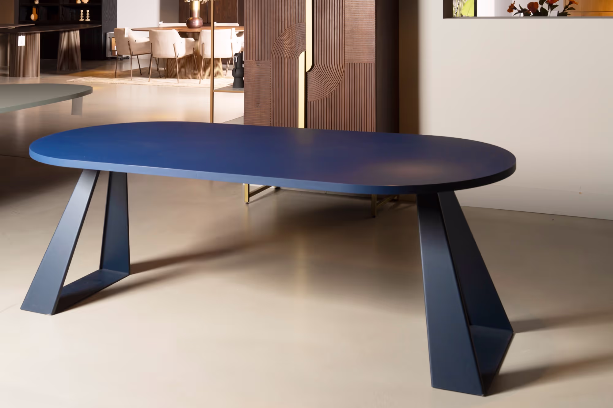 Circular table system – Goossens & TRIBOO