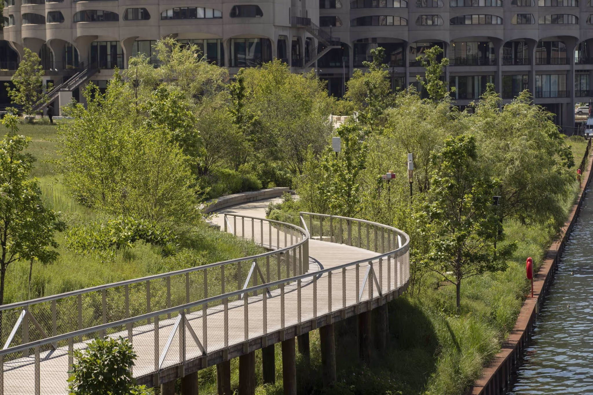 Southbank Riverwalk, Chicago
