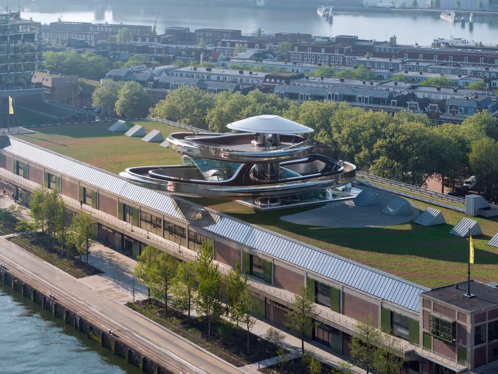 Fenix Museum and Tornado staircase, Rotterdam