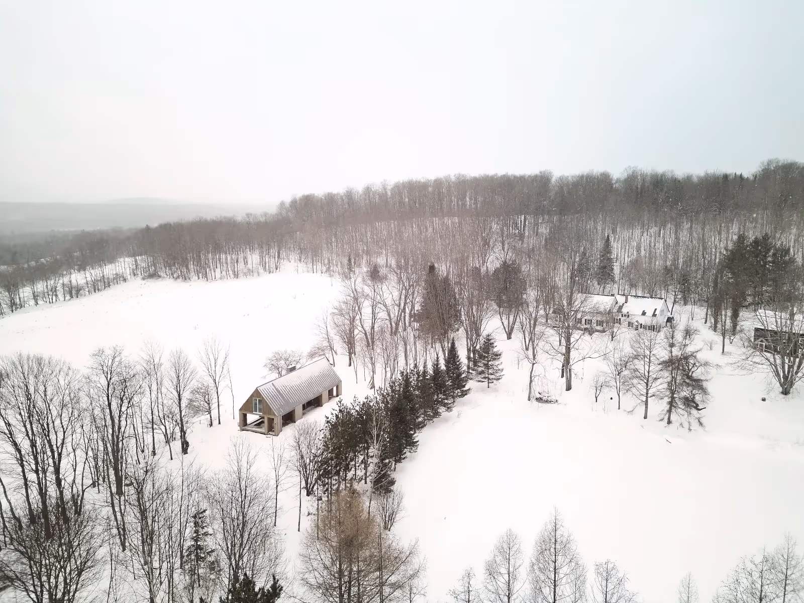 House on the Pond, Austin, Quebec