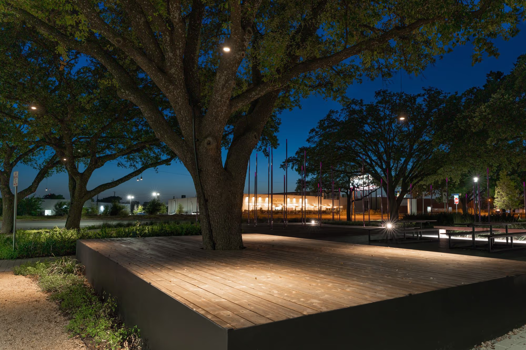 Fontaine Plaza, Austin