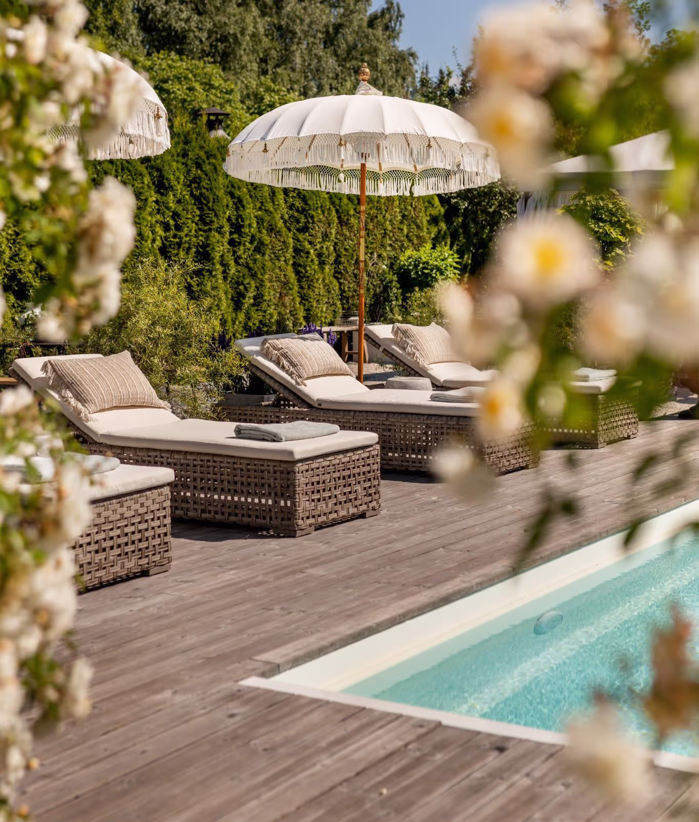 French-style garden with Kebony terrace, Drammen