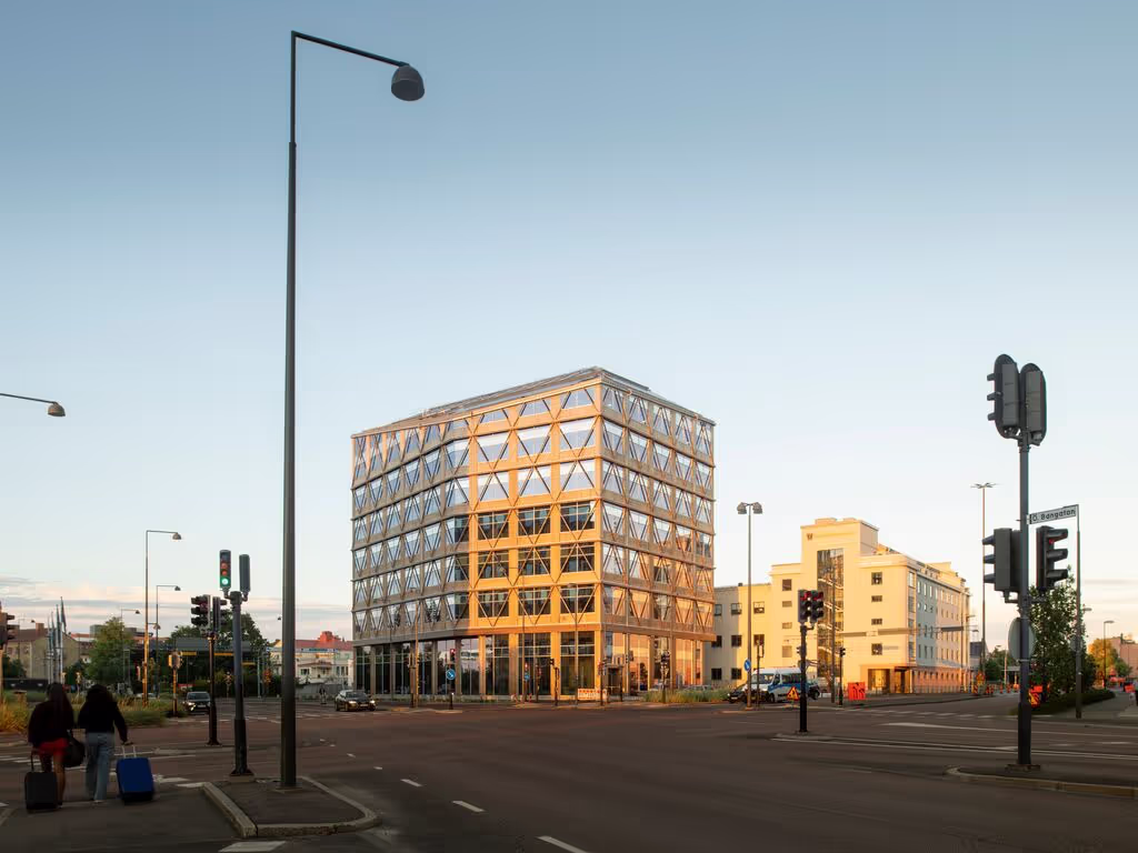 Korsningen office building, Örebro