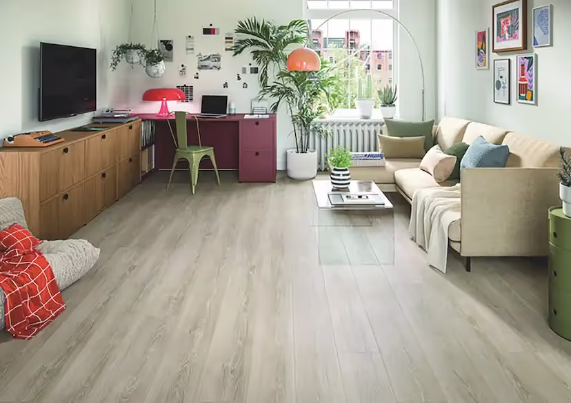 Style contemporain pour la nouvelle collection Egger Sol 25+