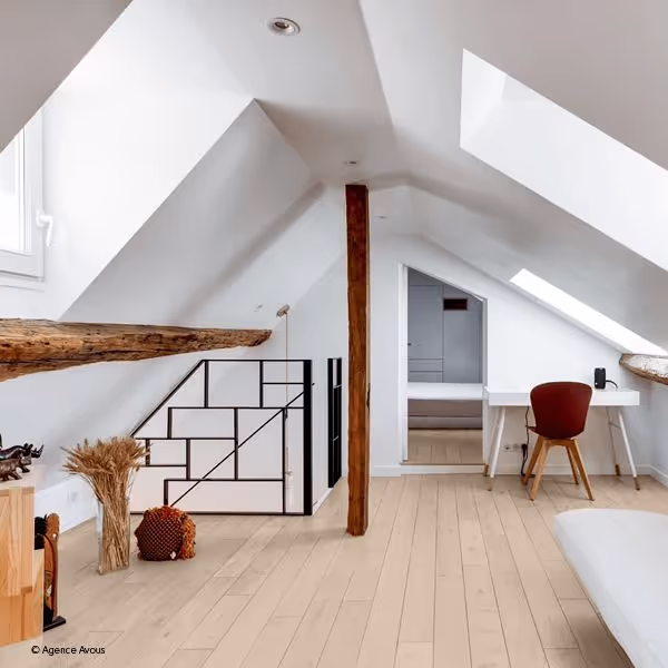 Parquet Contrecollé Chêne Vernis Aspect Bois Brut 14mm X 140 RT2