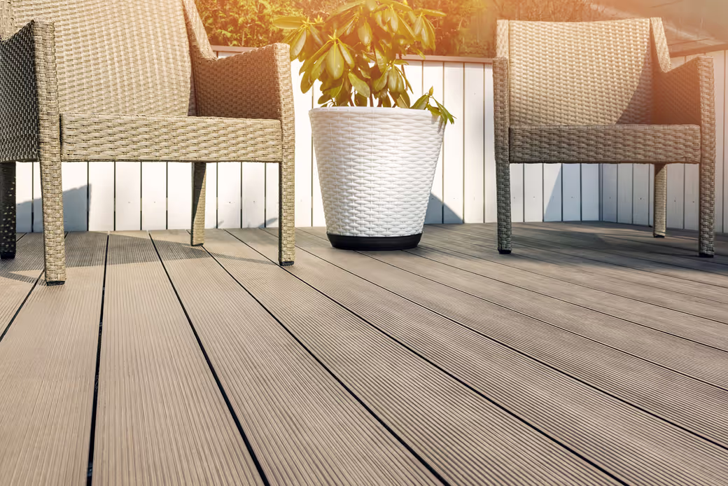 Among the problems of the composite deck are its sensitivity to heat and to scratching