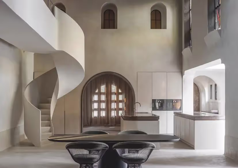 Rénovation monastique en Belgique par Britt Van Namen