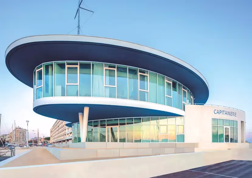 Soprema Entreprises Montpellier : une fresque étanche sur la capitainerie de Mauguio-Carnon